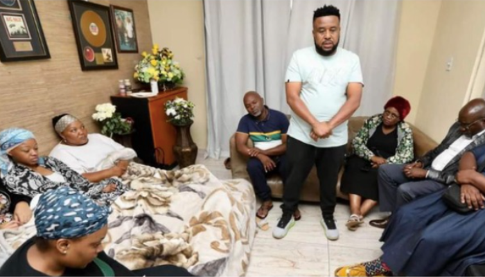 Babes Wedumo Was Taken Pictures While Mourning Her Husband Mampintsha, See The Pictures